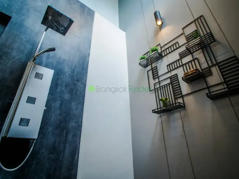 Ekamai, Ekamai, Thailand, 4 Bedroom Bedrooms, 0 ,5 BathroomBathrooms,Town House,For Rent,6893