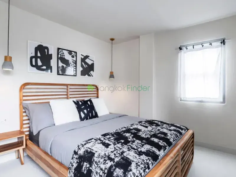 Thonglor, Thonglor, Thailand, 4 Bedroom Bedrooms, 0 ,3 BathroomBathrooms,Town House,For Rent,6937