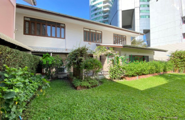 Asoke, Bangkok, Thailand, 4 Bedrooms Bedrooms, ,3 BathroomsBathrooms,House,For Rent,6948