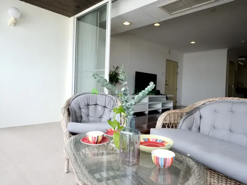 Sathorn, Sathon, Thailand, 2 Bedroom Bedrooms, 0 ,2 BathroomBathrooms,Apartment,For Rent,Sanguan Sap,7095