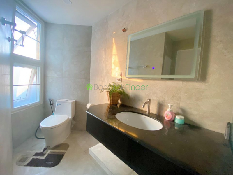 Phromphong, Bangkok, Thailand, 3 Bedrooms Bedrooms, ,3 BathroomsBathrooms,Condo,For Rent,DS Tower II,7142