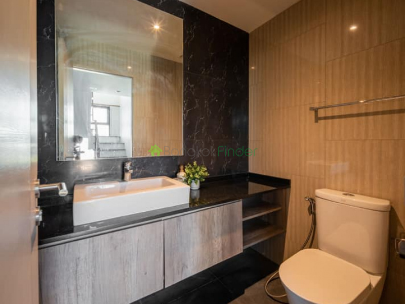 Punnawithi, Bangkok, Thailand, 3 Bedrooms Bedrooms, ,4 BathroomsBathrooms,Condo,For Rent,The Unique,7206