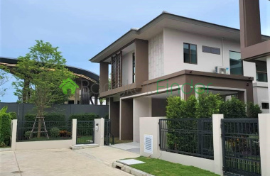 Ramkhamhaeng, Bangkok, Thailand, 4 Bedrooms Bedrooms, ,4 BathroomsBathrooms,House,For Rent,7437