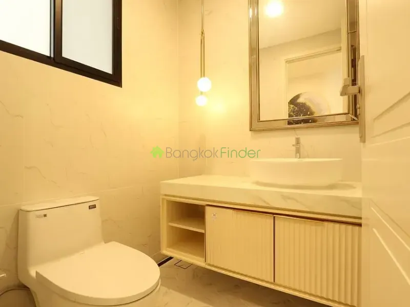 Rama 9, Rama 9, Thailand, 4 Bedroom Bedrooms, 0 ,6 BathroomBathrooms,House,For Rent,7467
