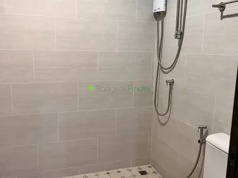 Thonglor, Thonglor, Thailand, 4 Bedroom Bedrooms, 0 ,5 BathroomBathrooms,Town House,For Rent,7501