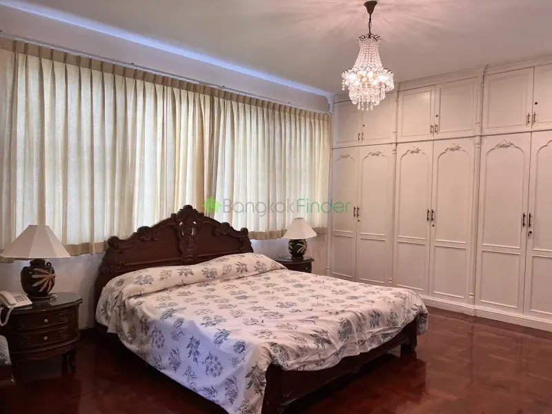 Thonglor, Thonglor, Thailand, 4 Bedroom Bedrooms, 0 ,5 BathroomBathrooms,Town House,For Rent,7501