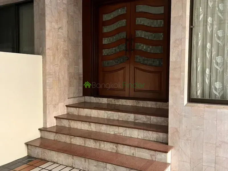 Thonglor, Thonglor, Thailand, 4 Bedroom Bedrooms, 0 ,5 BathroomBathrooms,Town House,For Rent,7501