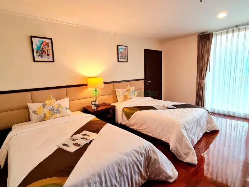 Phomphong, Bangkok, Thailand, 4 Bedroom Bedrooms, 0 ,5 BathroomBathrooms,Apartment,For Rent,Piyathip Place,7545