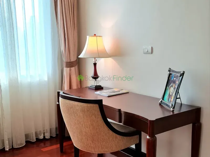 Phomphong, Bangkok, Thailand, 4 Bedroom Bedrooms, 0 ,5 BathroomBathrooms,Apartment,For Rent,Piyathip Place,7545