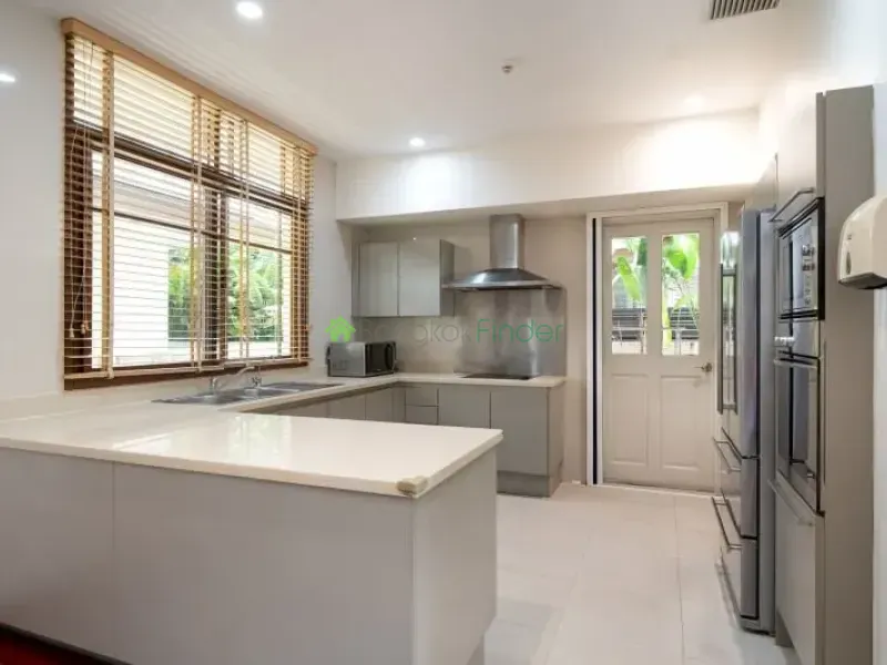 Phrakanong, Phra Khanong, Thailand, 4 Bedroom Bedrooms, 0 ,5 BathroomBathrooms,House,For Rent,7579