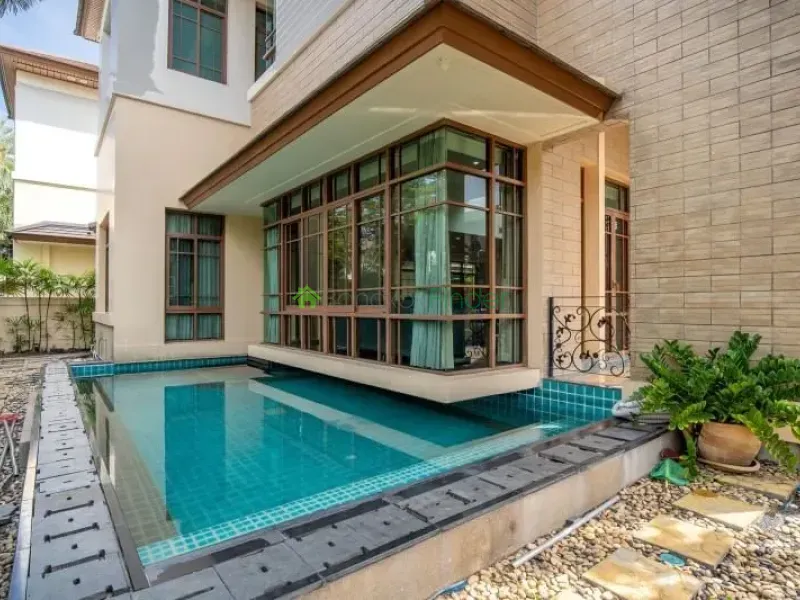 Phrakanong, Phra Khanong, Thailand, 4 Bedroom Bedrooms, 0 ,5 BathroomBathrooms,House,For Rent,7579