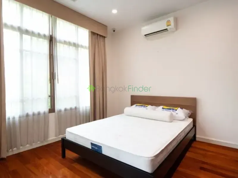 Phrakanong, Phra Khanong, Thailand, 4 Bedroom Bedrooms, 0 ,5 BathroomBathrooms,House,For Rent,7579