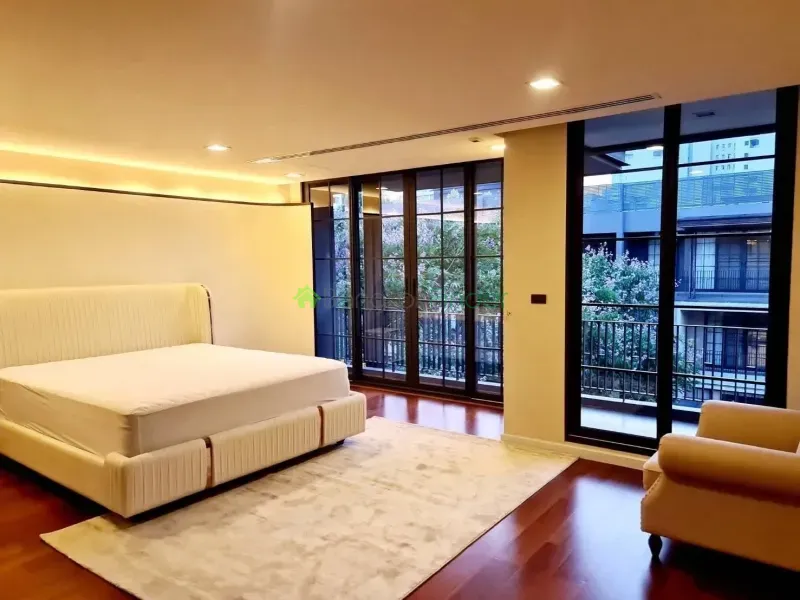 Asoke, Phrom Phong, Thailand, 4 Bedroom Bedrooms, 0 ,5 BathroomBathrooms,Town House,For Rent,7615