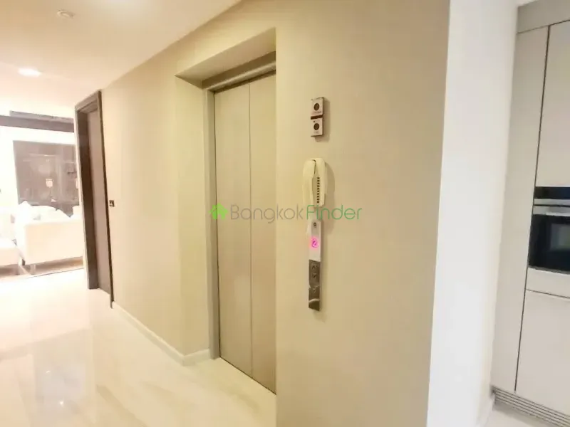 Asoke, Phrom Phong, Thailand, 4 Bedroom Bedrooms, 0 ,5 BathroomBathrooms,Town House,For Rent,7615