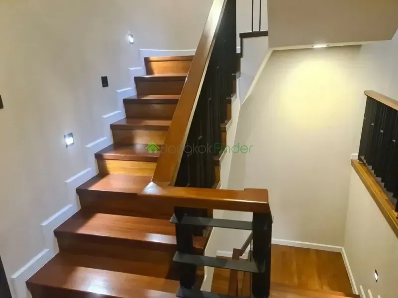 Asoke, Phrom Phong, Thailand, 4 Bedroom Bedrooms, 0 ,5 BathroomBathrooms,Town House,For Rent,7615