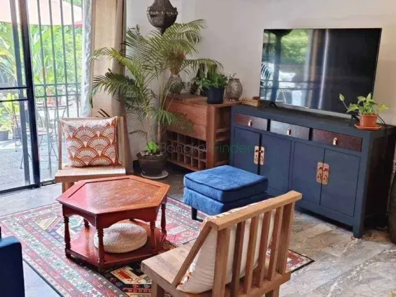 Petchburi, Ploenchit-Chidlom, Thailand, 2 Bedroom Bedrooms, 0 ,2 BathroomBathrooms,House,For Rent,7674