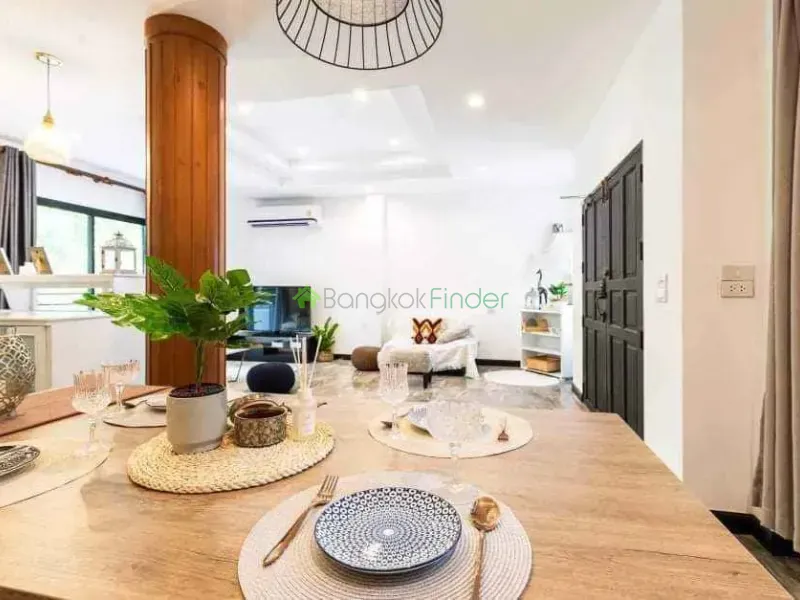 Petchburi, Ploenchit-Chidlom, Thailand, 2 Bedroom Bedrooms, 0 ,2 BathroomBathrooms,House,For Rent,7674