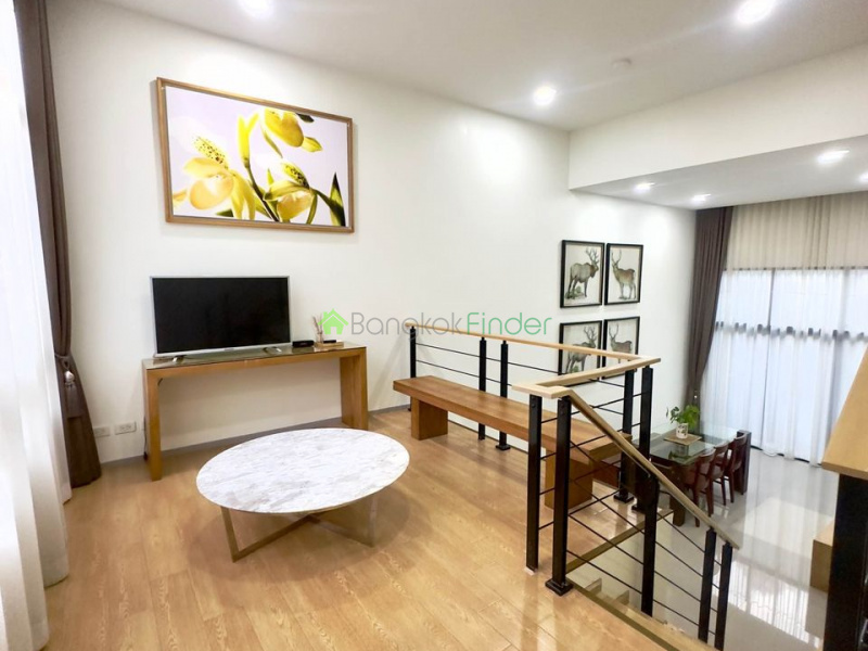 Patthanakarn, Bangkok, Thailand, 3 Bedrooms Bedrooms, ,4 BathroomsBathrooms,Town House,For Rent,7678