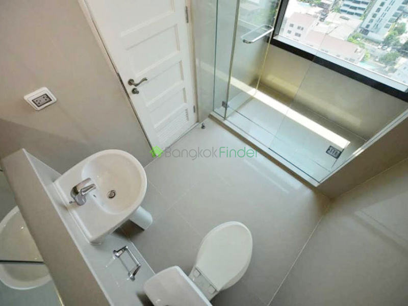 Phrom Phong, Bangkok, Thailand, 3 Bedrooms Bedrooms, ,3 BathroomsBathrooms,Condo,For Sale,Auguston,7689