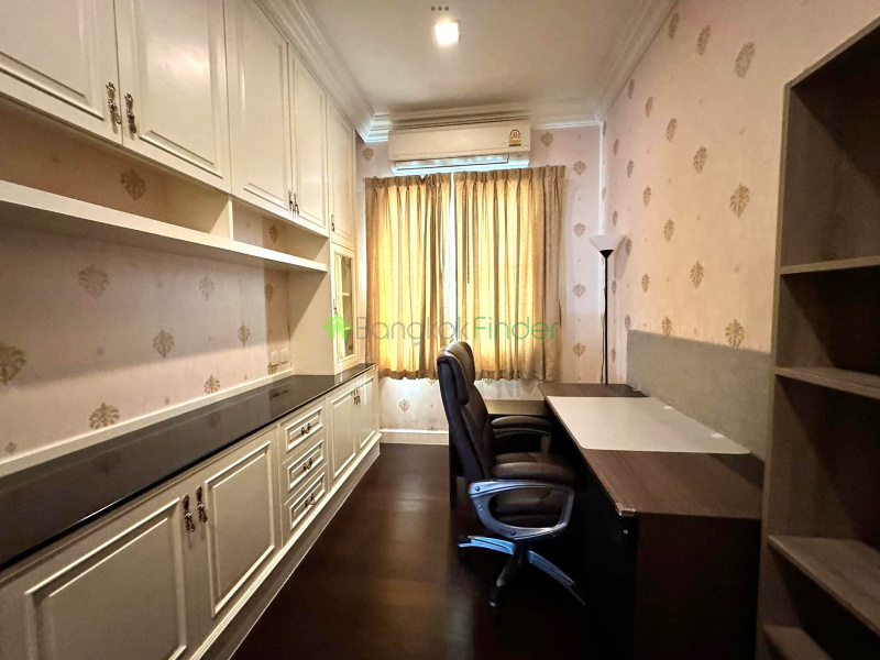 Bangna KM.6, Bangkok, Thailand, 4 Bedrooms Bedrooms, ,5 BathroomsBathrooms,House,For Rent,7703