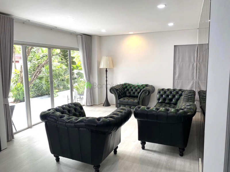 Pattanakarn, Pattanakarn, Bangkok, Thailand, 5 Bedrooms Bedrooms, ,6 BathroomsBathrooms,House,For Rent,Pattanakarn,7705