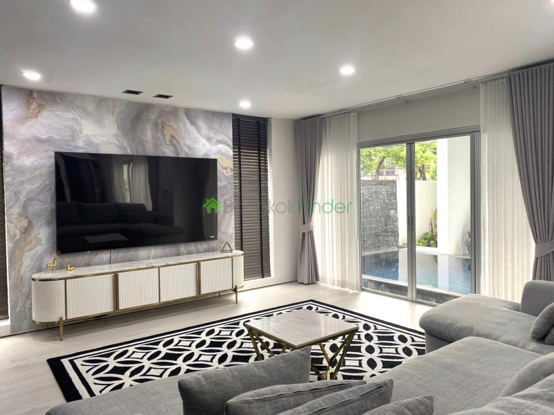 Pattanakarn, Pattanakarn, Bangkok, Thailand, 5 Bedrooms Bedrooms, ,6 BathroomsBathrooms,House,For Rent,Pattanakarn,7705