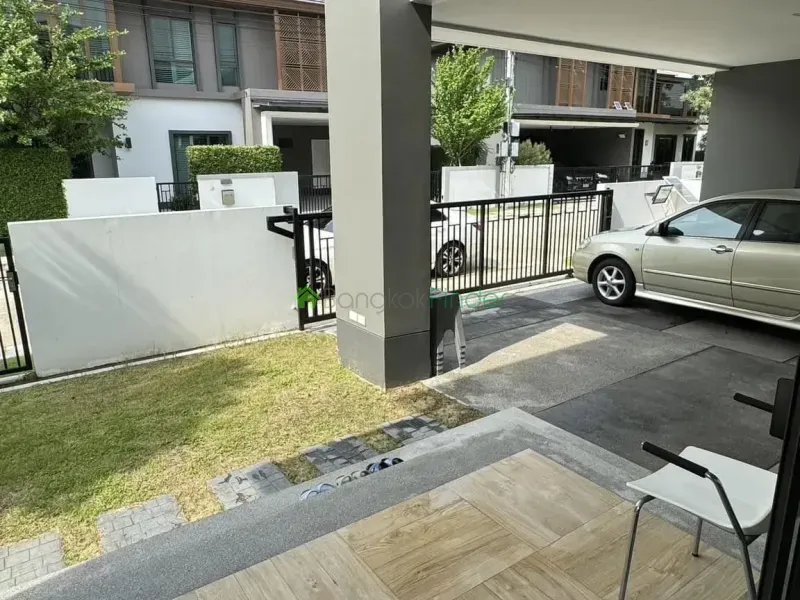 Pattanakarn, Pattanakarn, Thailand, 4 Bedroom Bedrooms, 0 ,5 BathroomBathrooms,House,For Rent,7710