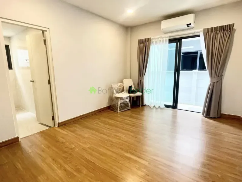 Bangna KM.7, Bangna-Srinakarin, Thailand, 4 Bedroom Bedrooms, 0 ,5 BathroomBathrooms,House,For Rent,7714