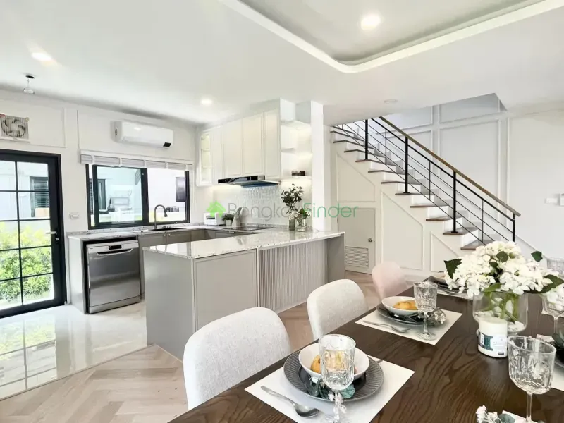 Bangna KM.7, Bangna-Srinakarin, Thailand, 4 Bedroom Bedrooms, 0 ,5 BathroomBathrooms,House,For Rent,7714
