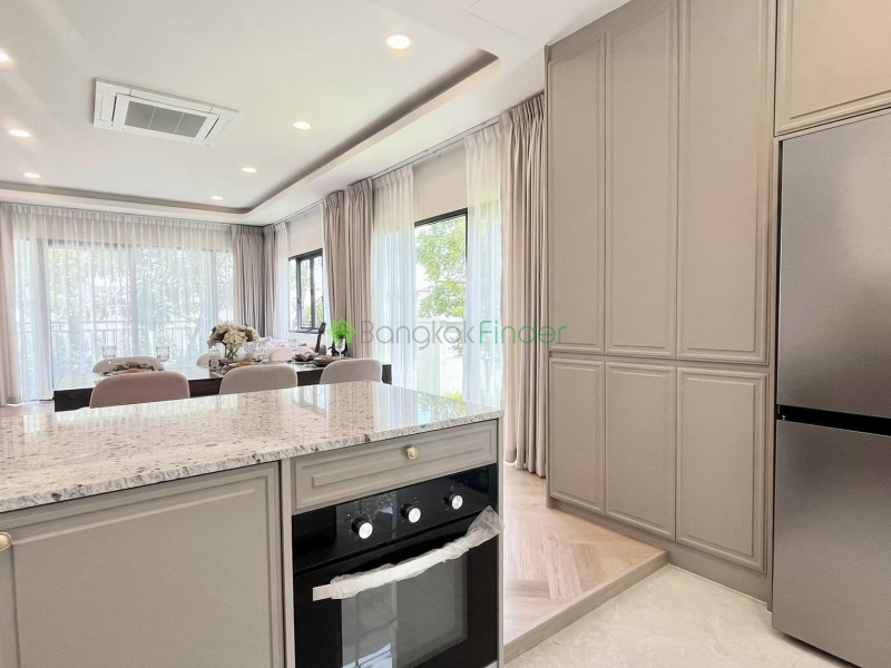 Bangna KM.7, Bangkok, Thailand, 4 Bedrooms Bedrooms, ,5 BathroomsBathrooms,House,For Rent,7714