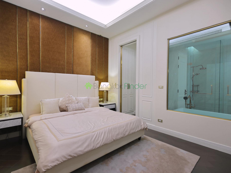 Ekamai, Bangkok, Thailand, 4 Bedrooms Bedrooms, ,5 BathroomsBathrooms,House,For Sale,7715