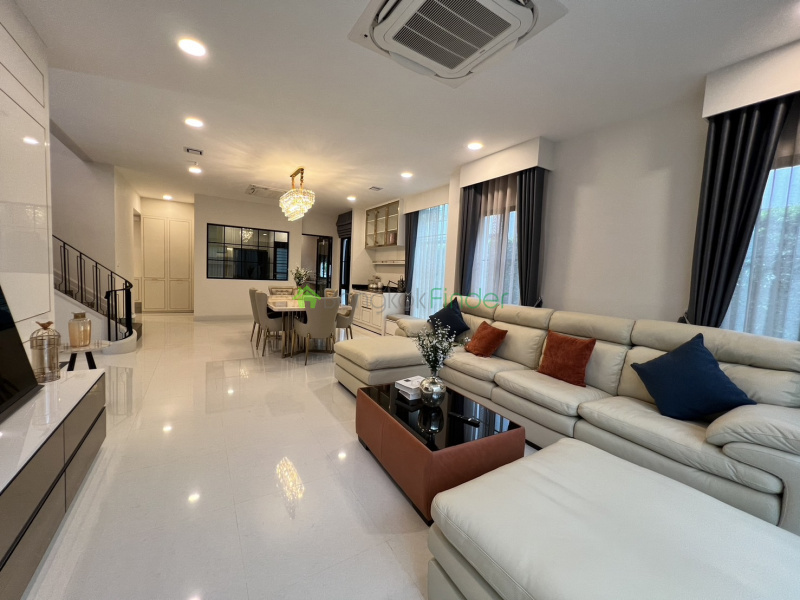 Rama 9, Bangkok, Thailand, 4 Bedrooms Bedrooms, ,5 BathroomsBathrooms,House,For Rent,7719