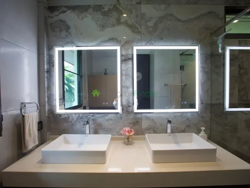 Pattanakarn, Pattanakarn, Pattanakarn, Thailand, 3 Bedroom Bedrooms, 0 ,3 BathroomBathrooms,House,For Rent,Pattanakarn,7720