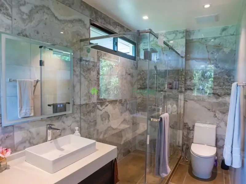 Pattanakarn, Pattanakarn, Pattanakarn, Thailand, 3 Bedroom Bedrooms, 0 ,3 BathroomBathrooms,House,For Rent,Pattanakarn,7720