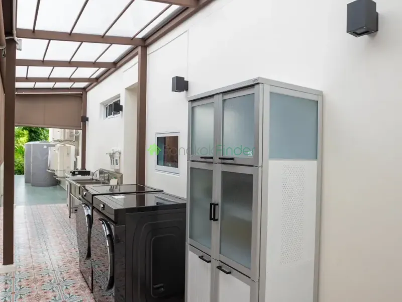 Pattanakarn, Pattanakarn, Pattanakarn, Thailand, 3 Bedroom Bedrooms, 0 ,3 BathroomBathrooms,House,For Rent,Pattanakarn,7720