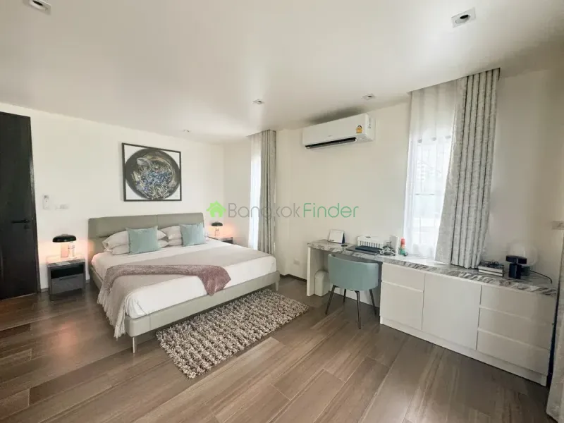 Pattanakarn, Pattanakarn, Pattanakarn, Thailand, 3 Bedroom Bedrooms, 0 ,3 BathroomBathrooms,House,For Rent,Pattanakarn,7720