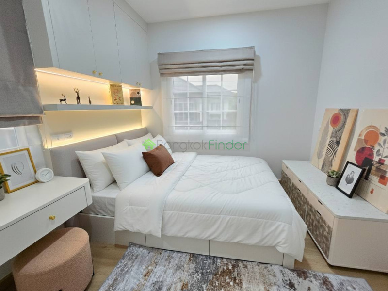 Bangna Km. 5, Bangkok, Thailand, 4 Bedrooms Bedrooms, 0 ,4 BathroomsBathrooms,House,For Rent,7740