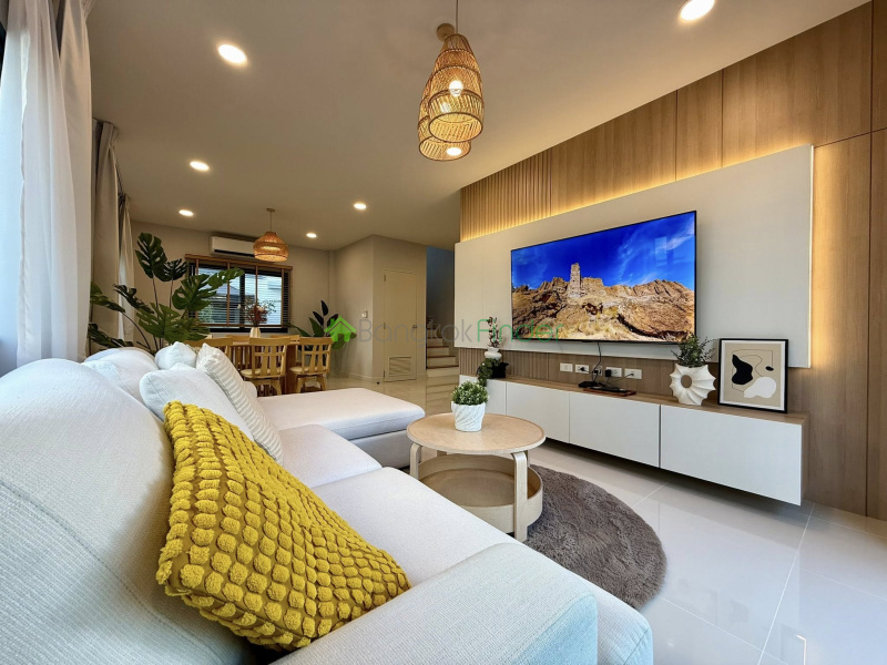 Bangna, Bangkok, Thailand, 3 Bedrooms Bedrooms, 0 ,3 BathroomsBathrooms,House,For Rent,7745