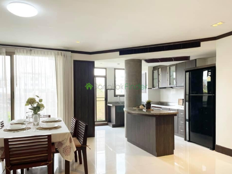 Thonglor, Bangkok, Thailand, 3 Bedrooms Bedrooms, 0 ,3 BathroomsBathrooms,Apartment,For Rent,PR Court Thonglor 13,7749