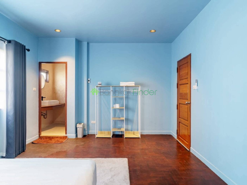 Sukhumvit 55, Thonglor, Thailand, 5 Bedrooms Bedrooms, 0 ,5 BathroomsBathrooms,Town House,For Rent,7781