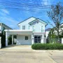3 bed 3 bath 165 sqm.