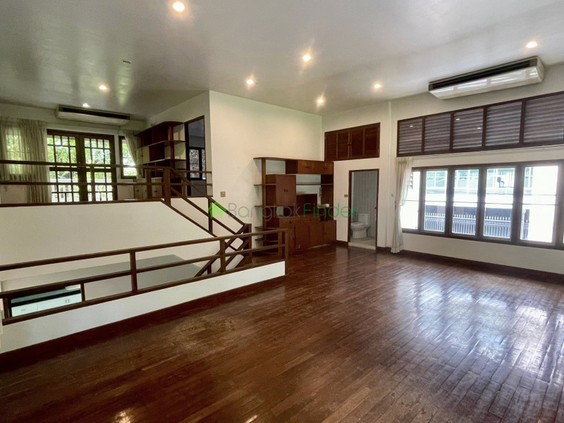 Ploenchit, Bangkok, Thailand, 2 Bedrooms Bedrooms, 0 ,4 BathroomsBathrooms,House,For Rent,7819