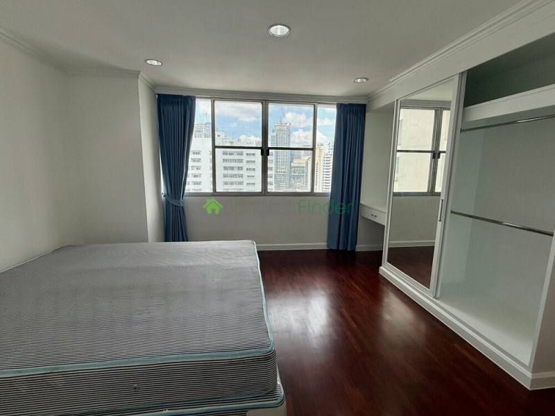 Phormphong, Bangkok, Thailand, 3 Bedrooms Bedrooms, 0 ,3 BathroomsBathrooms,Condo,For Rent,DS Tower1,7825