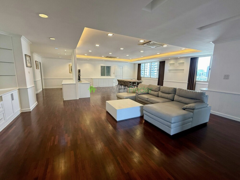 Phormphong, Bangkok, Thailand, 3 Bedrooms Bedrooms, 0 ,3 BathroomsBathrooms,Condo,For Rent,DS Tower1,7825