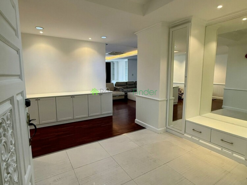 Phormphong, Bangkok, Thailand, 3 Bedrooms Bedrooms, 0 ,3 BathroomsBathrooms,Condo,For Rent,DS Tower1,7825
