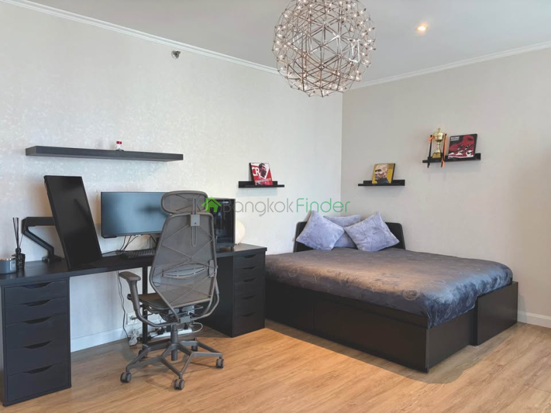 Suanplu, Bangkok, Thailand, 4 Bedrooms Bedrooms, 0 ,5 BathroomsBathrooms,Condo,For Rent,Baan Piya Sathorn,7835
