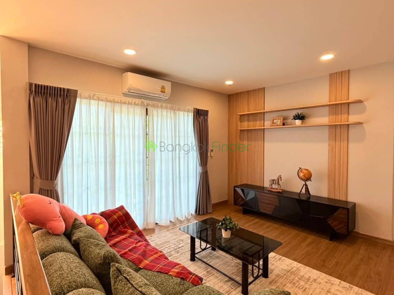 Bangna KM.7, Bangkok, Thailand, 4 Bedrooms Bedrooms, 0 ,5 BathroomsBathrooms,House,For Rent,7836