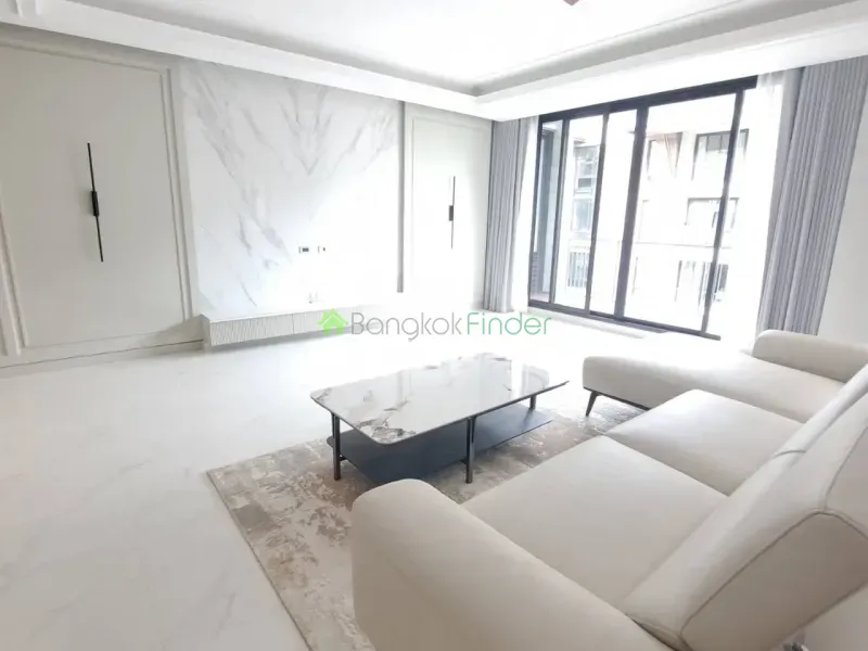 Phormphong, Bangkok, Thailand, 4 Bedroom Bedrooms, 0 ,4 BathroomBathrooms,Apartment,For Rent,Raveevan Suites,7839
