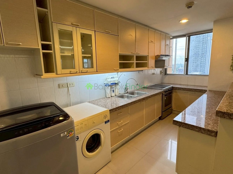 Sukhumvit-Ekkamai, Bangkok, Thailand, 2 Bedrooms Bedrooms, 0 ,2 BathroomsBathrooms,Condo,For Rent,Taiping Tower,7842