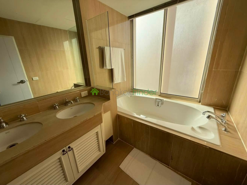 Langsuan, Bangkok, Thailand, 2 Bedrooms Bedrooms, 0 ,2 BathroomsBathrooms,Condo,For Rent,Langsuan Ville,7852